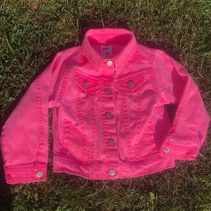 Awesome throwback to the 80s pink jean jacket!